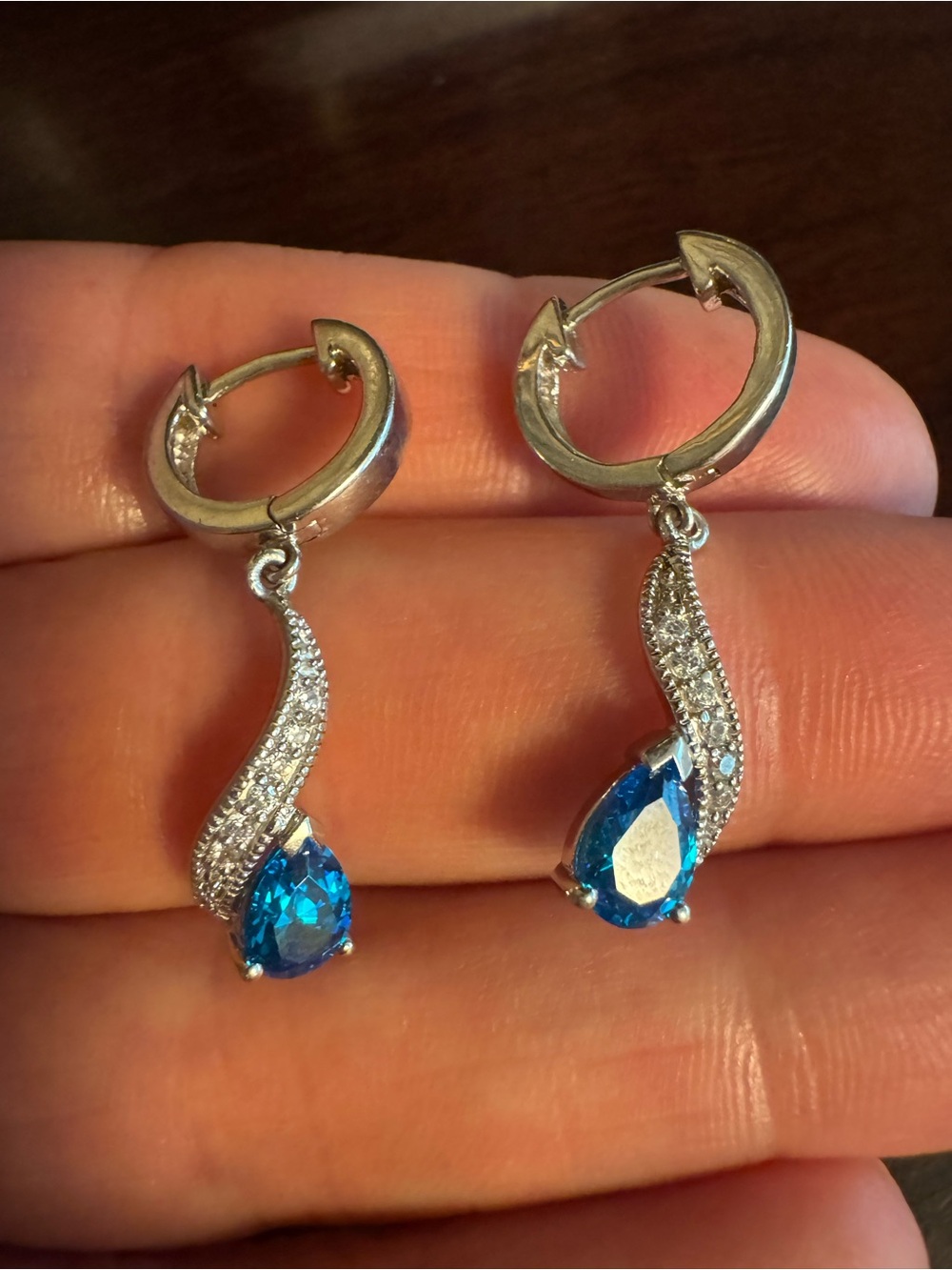 Sterling Silver Teardrop Blue Crystal Dangle Earrings